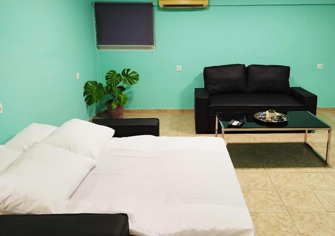 Sleepili Lägenhet Vrísai Exteriör bild