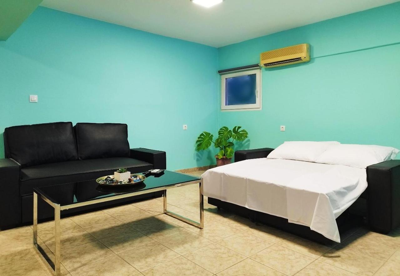 Sleepili Lägenhet Vrísai Exteriör bild
